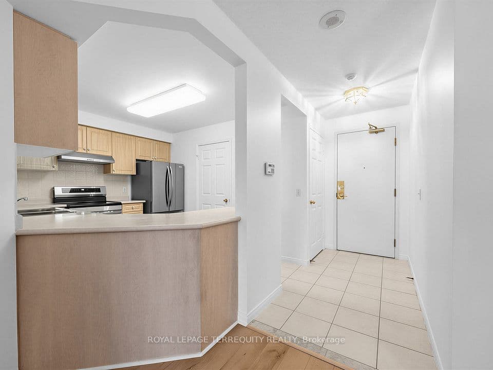 5001 Finch Avenue E #1507, Toronto, ON M1S 5J9 – photo 2