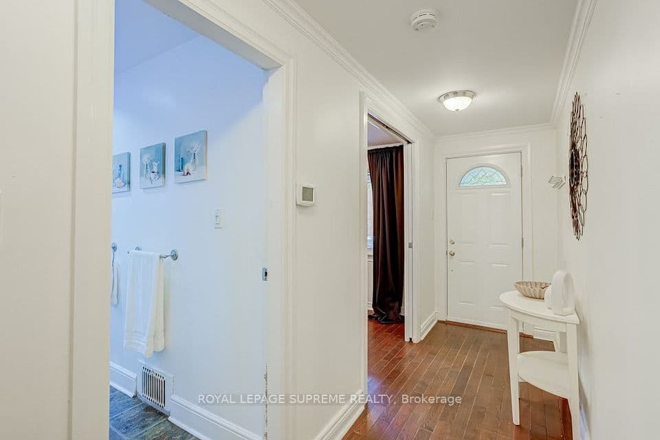 24 Wiley Avenue, Toronto, ON M4J 3W4 – photo 3