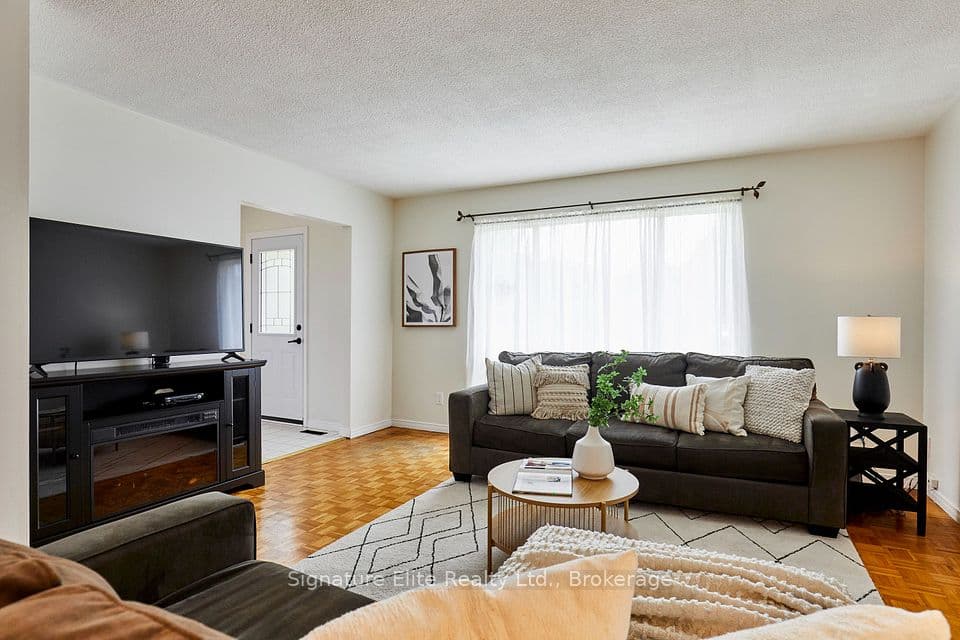 316 Burrows Hall Boulevard, Toronto, ON M1B 1H7 – photo 2