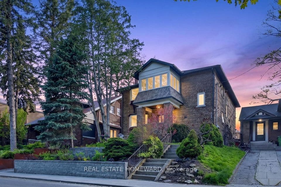 128 Glen Manor Drive, Toronto, ON M4E 2X6 – photo 3