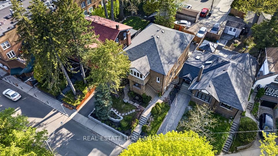 128 Glen Manor Drive, Toronto, ON M4E 2X6 – main photo