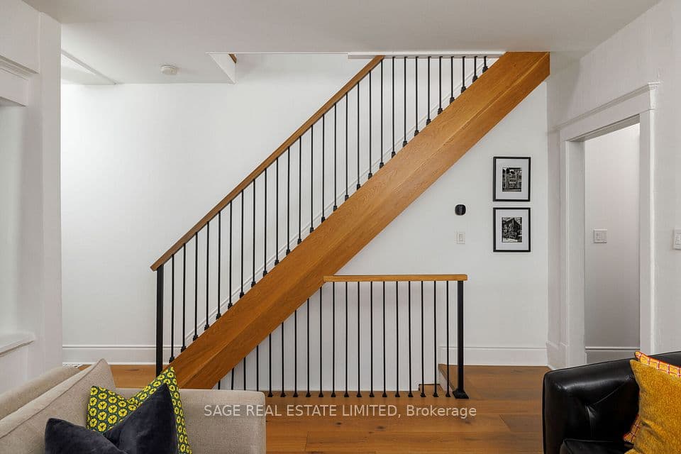 283 Booth Avenue, Toronto, ON M4M 2M7 – photo 3