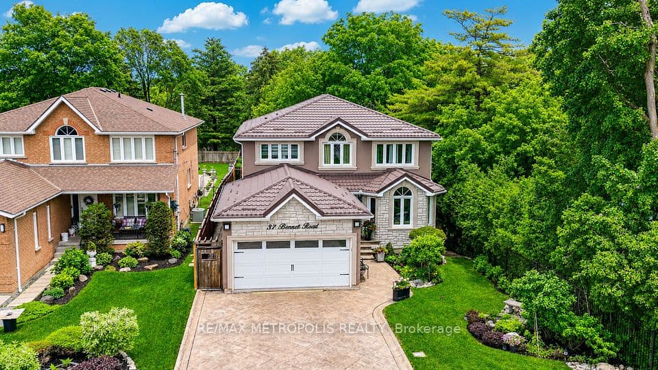 37 Bennett Road, Toronto, ON M1E 3Y1 – photo 2
