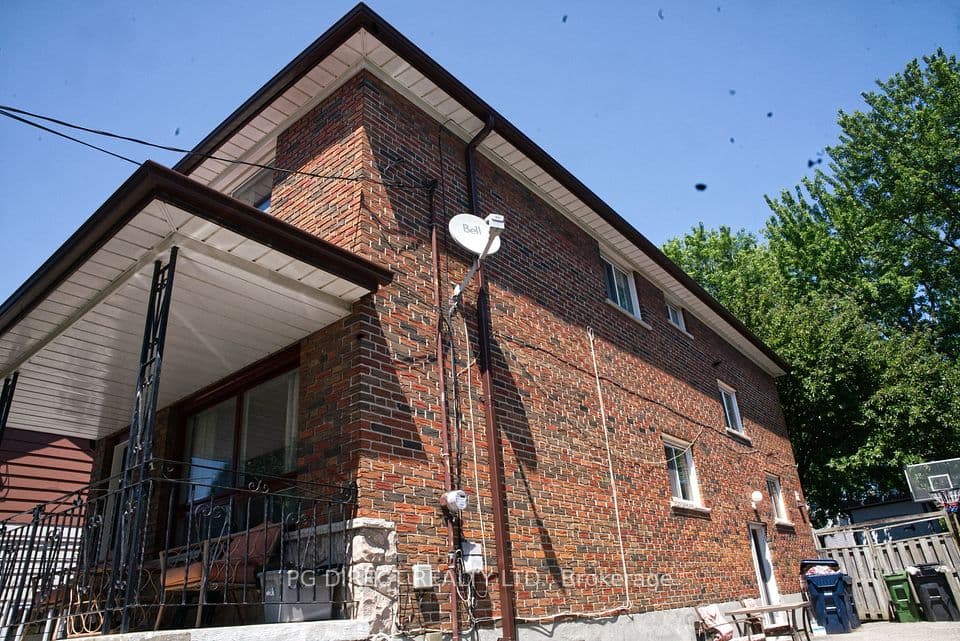5A Scotia Avenue, Toronto, ON M1L 4E4 – photo 3