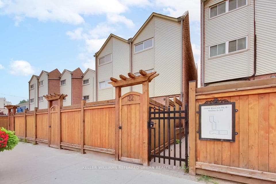 1666 Queen Street E 22, Toronto, ON M4L 1G3 – photo 2