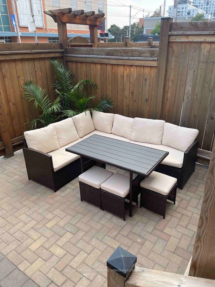 1666 Queen Street E 22, Toronto, ON M4L 1G3 – photo 3