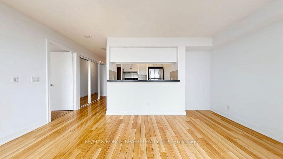 238 Bonis Avenue 523, Toronto, ON M1T 3W7 – photo 3