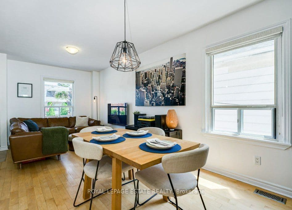 82 August Avenue, Toronto, ON M1L 3N2 – main photo