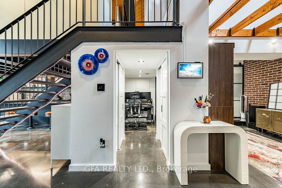 326 Carlaw Avenue 109, Toronto, ON M4M 3N8 – photo 3