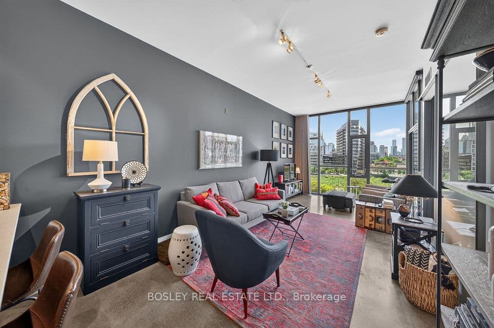 625 Queen Street E 505, Toronto, ON M4M 1G7 – photo 3