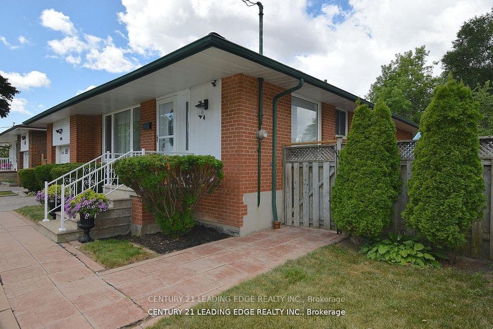 84 Allanford Road, Toronto, ON M1T 2N5 – main photo