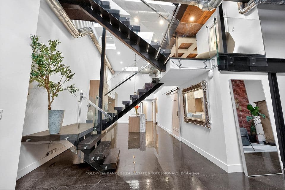 326 Carlaw Avenue 127, Toronto, ON M4M 3N8 – photo 3