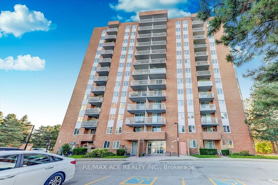 15 Sewells Road 201, Toronto, ON M1B 3V7 – photo 2