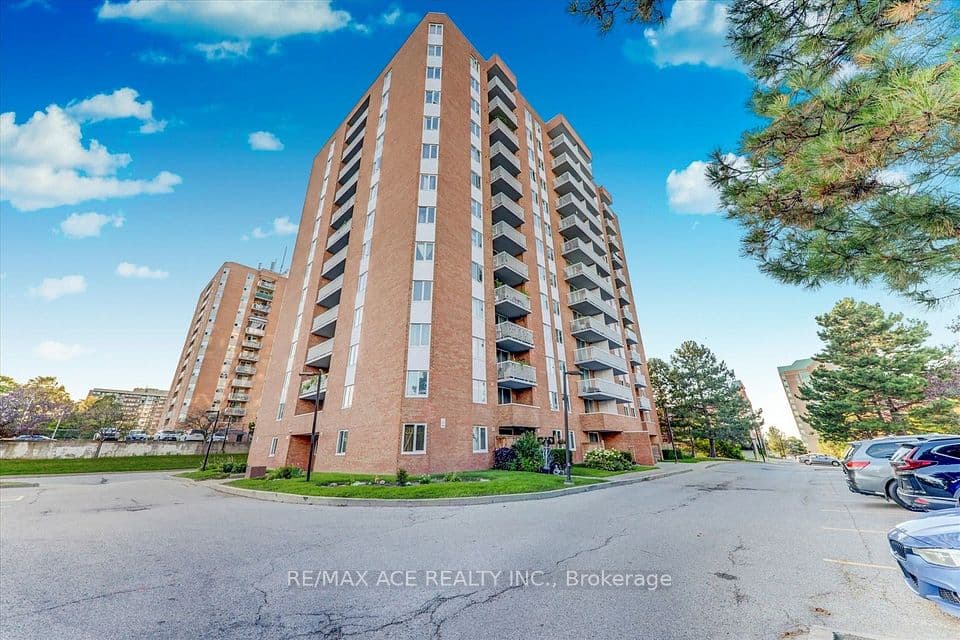 15 Sewells Road 201, Toronto, ON M1B 3V7 – photo 3