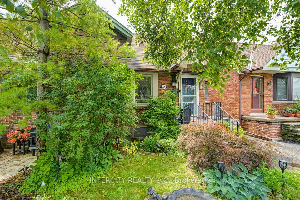 256 Blantyre Avenue, Toronto, ON M1N 2S1 – photo 3