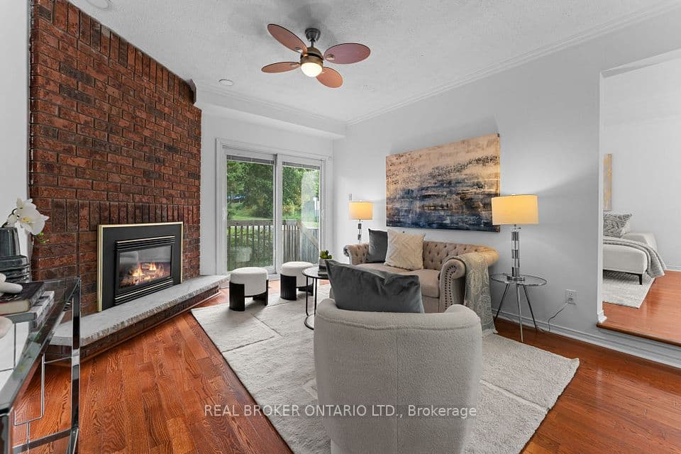 1 Baronial Court, Toronto, ON M1C 3J5 – photo 2