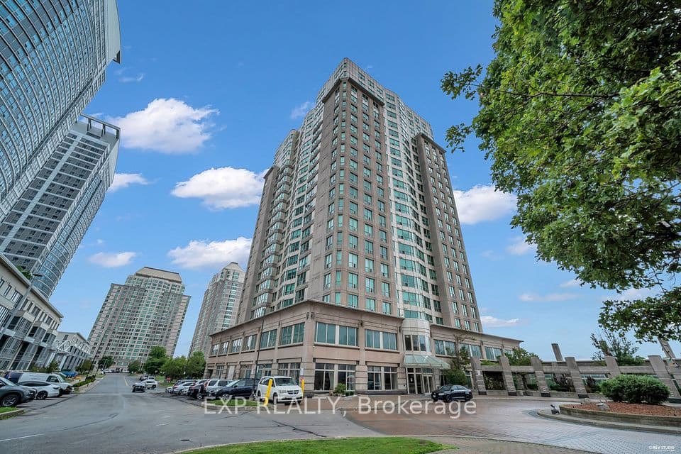 8 Lee Centre Drive N 1016, Toronto, ON M1H 3H8 – main photo