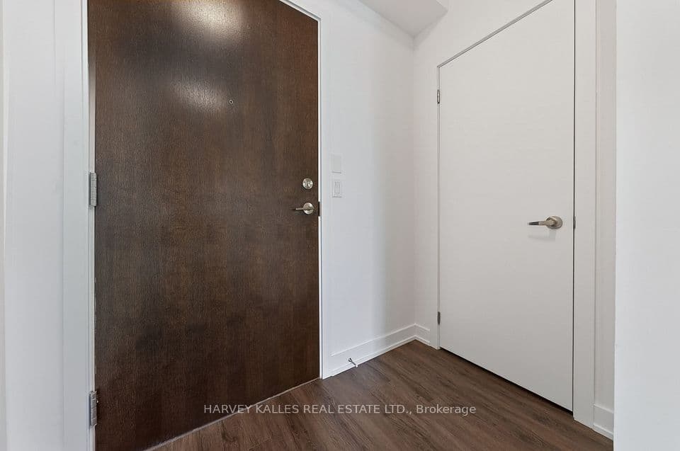 630 Greenwood Avenue 503, Toronto, ON M4J 0A8 – photo 3