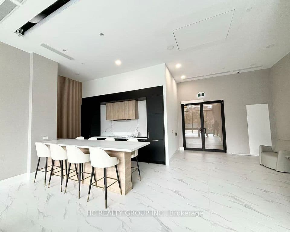 3421 Sheppard Avenue E 519, Toronto, ON M1T 0C1 – main photo