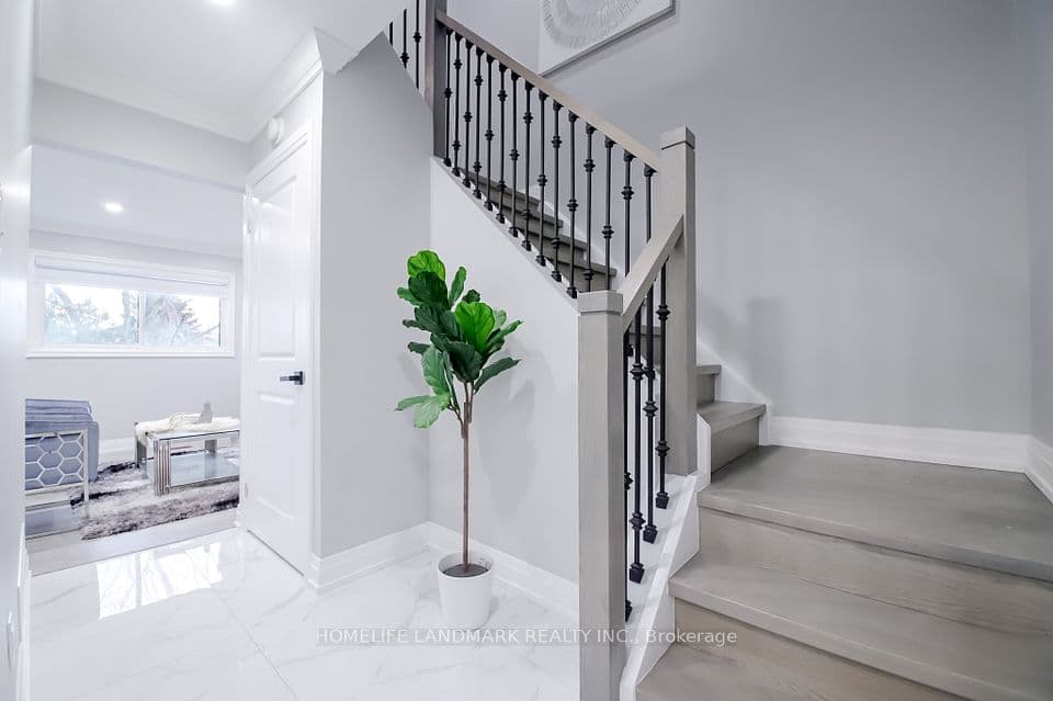 4-50 Silverbell Grove, Toronto, ON M1B 2L7 – main photo
