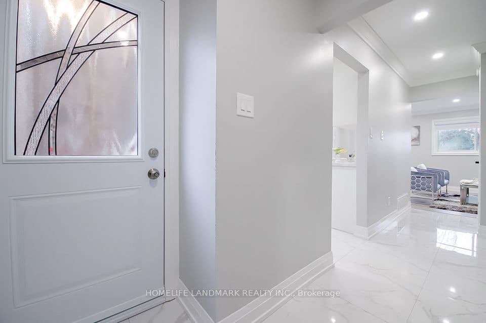4-50 Silverbell Grove, Toronto, ON M1B 2L7 – photo 2