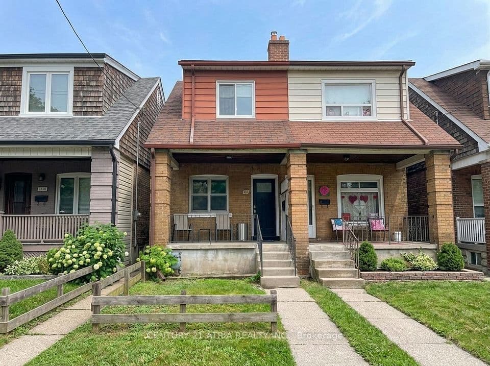 63 Bastedo Avenue, Toronto, ON M1T 1P5 – main photo