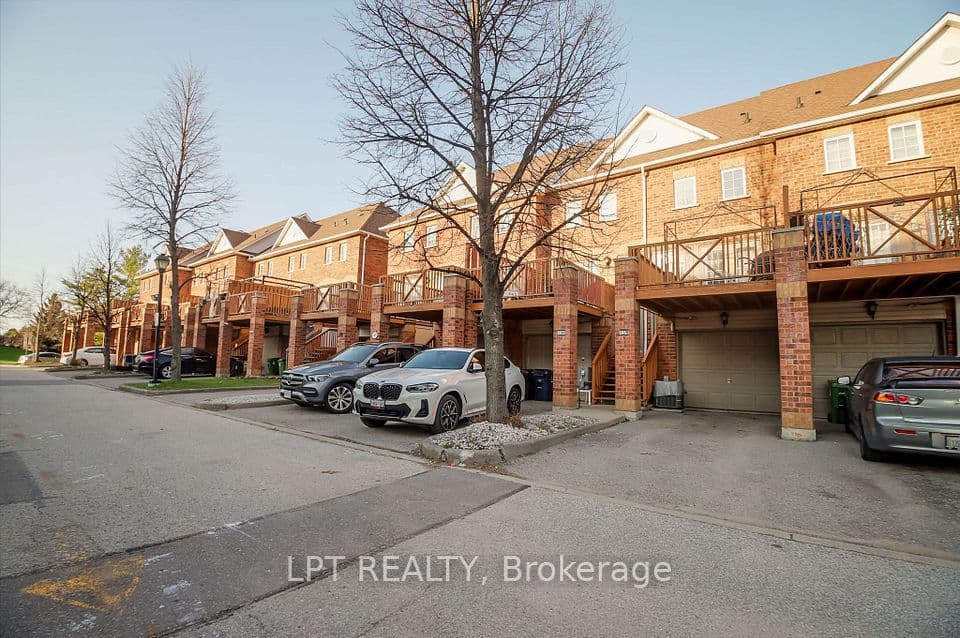 1378 Meadowvale Road 36, Toronto, ON M1B 5Z4 – photo 3