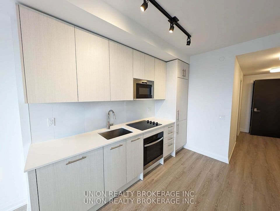286 Main Street 2609, Toronto, ON M4C 0B3 – photo 3