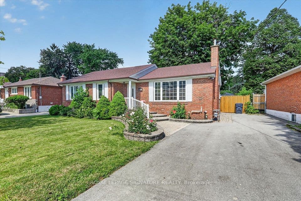 9 Lejune Road, Toronto, ON M1T 2S6 – main photo