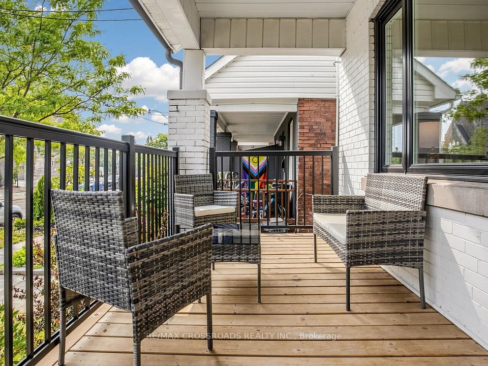 548 Glebeholme Boulevard, Toronto, ON M4C 1V4 – photo 3