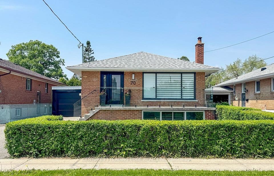 70 Wexford Boulevard, Toronto, ON M1R 1L3 – main photo