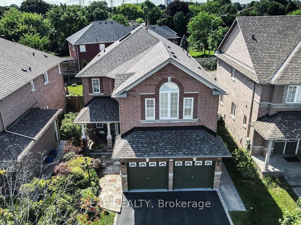 48 Stonebridge Boulevard, Toronto, ON M1W 4A7 – main photo