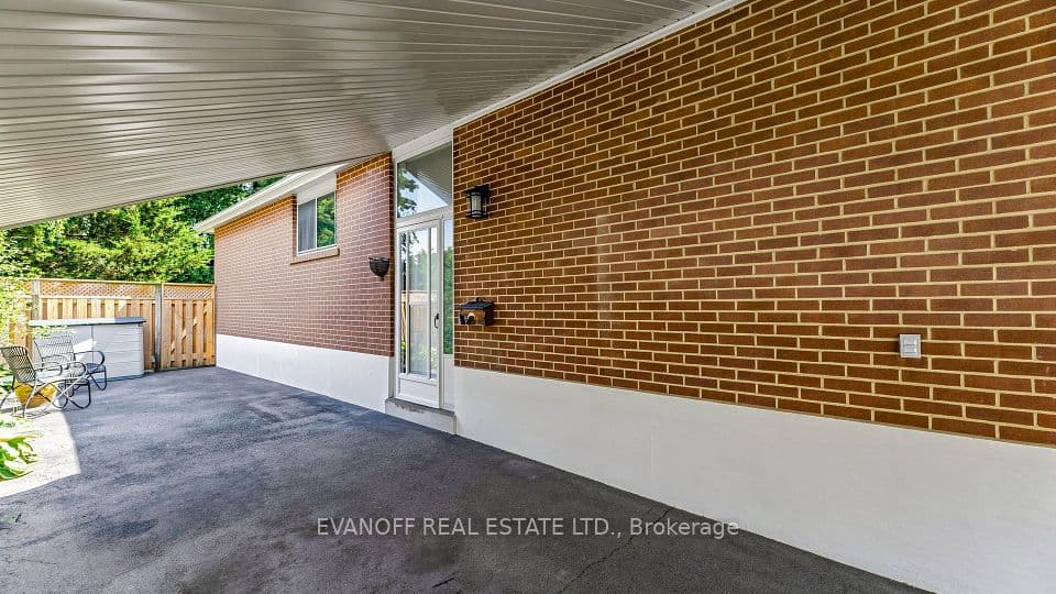 23 Earswick Drive, Toronto, ON M1E 1C7 – photo 3