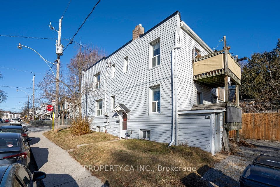 133 Drayton Avenue, Toronto, ON M4C 3L8 – photo 3