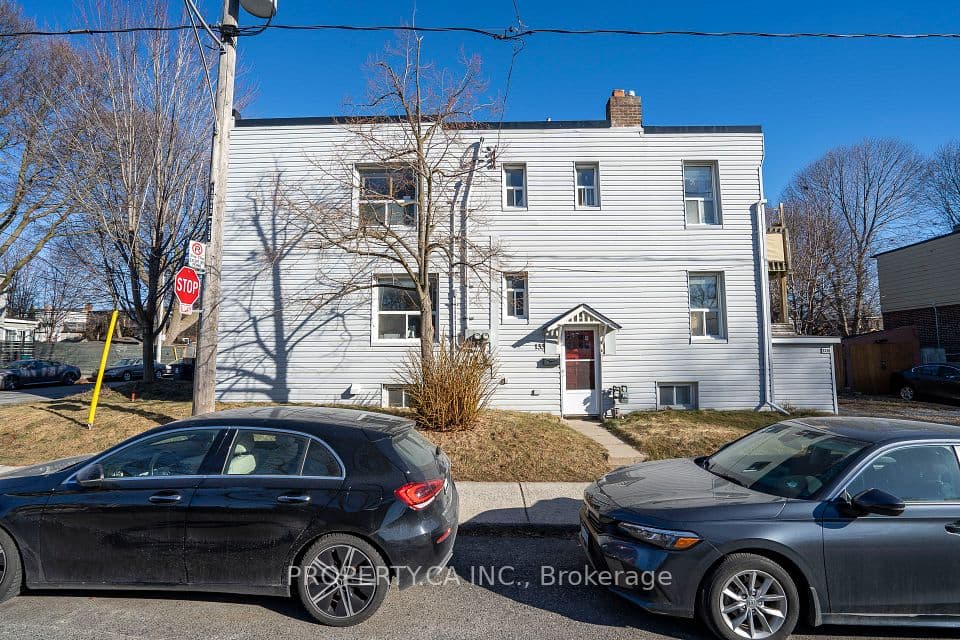 133 Drayton Avenue, Toronto, ON M4C 3L8 – main photo