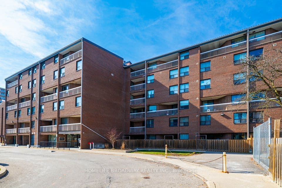 4062 Lawrence Avenue E 205, Toronto, ON M1E 4V5 – main photo