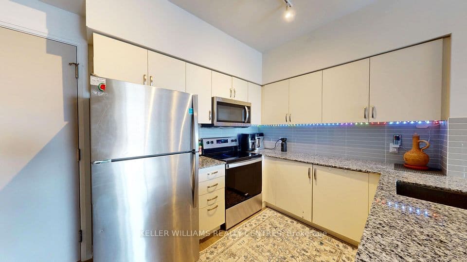 10 Meadowglen Pl. 508, Toronto, ON M1G 0A8 – photo 3