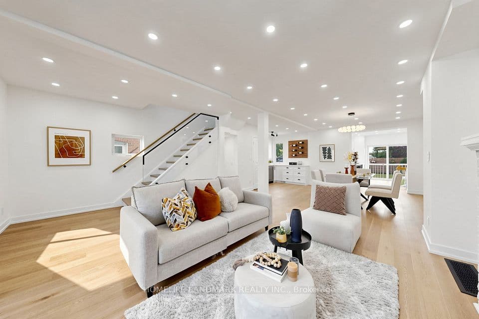 55 Chilton Road, Toronto, ON M4J 3C7 – photo 3