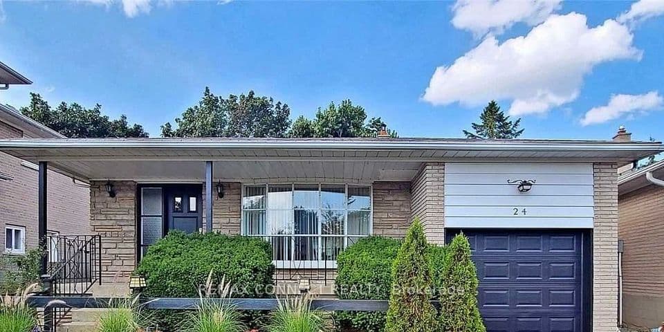 24 Lalton Place, Toronto, ON M1E 1T4 – main photo