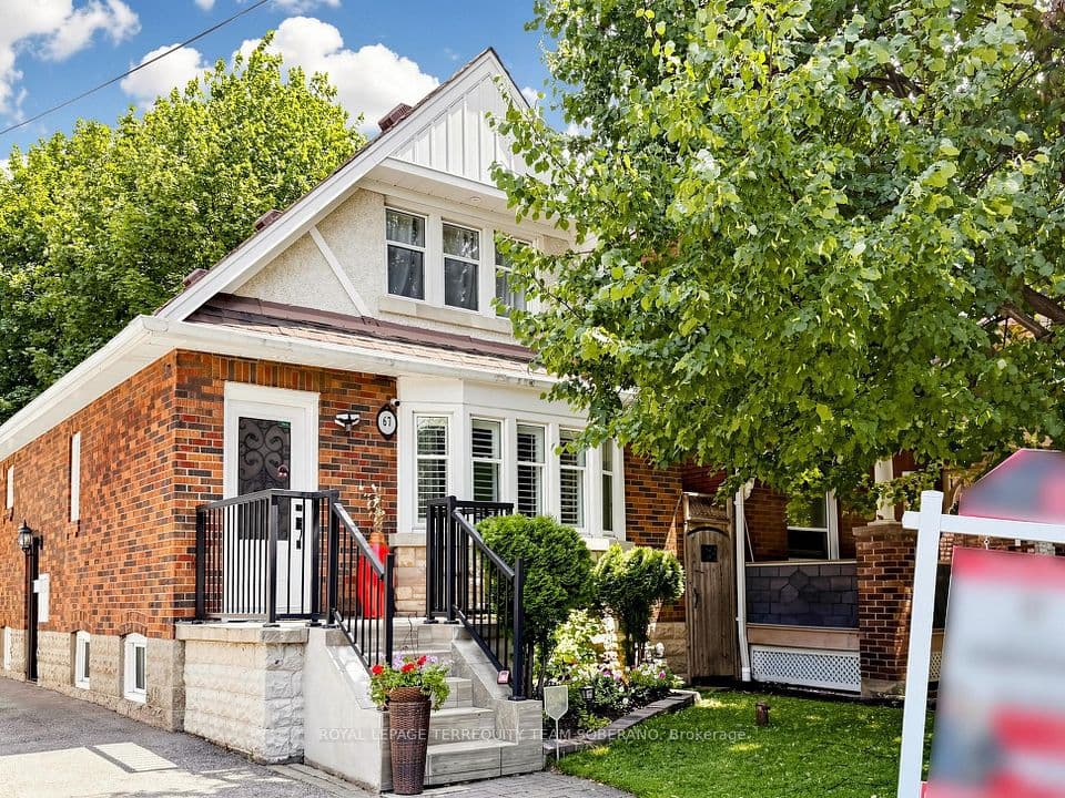 67 Barrington Avenue, Toronto, ON M4C 4Y9 – main photo