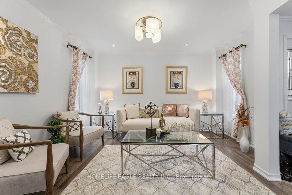 156 Heale Avenue, Toronto, ON M1N 3Y1 – photo 2