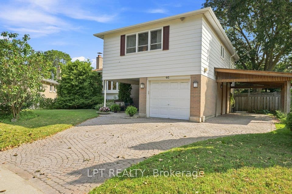 46 Tweedrock Crescent, Toronto, ON M1E 4L5 – main photo