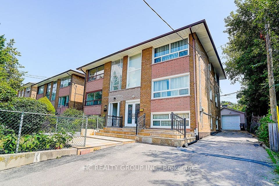 361 Highfield Road, Toronto, ON M4L 2V7 – photo 2