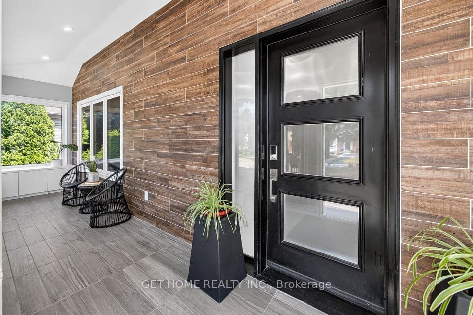 11 Twin Pauls Crescent, Toronto, ON M1R 3Z6 – photo 3