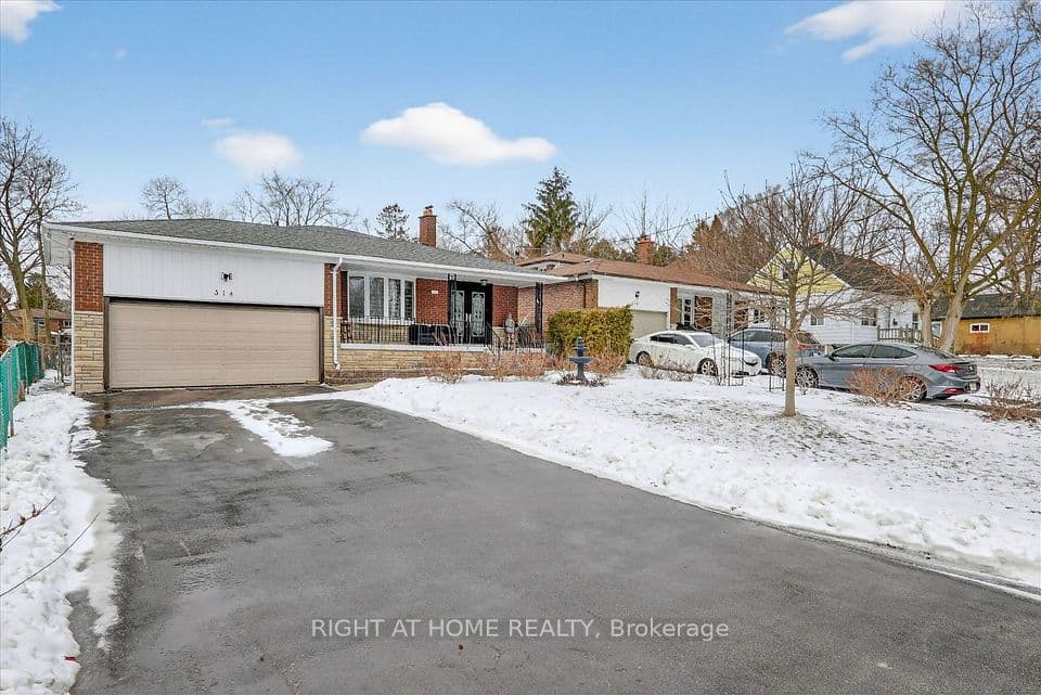 314 Morrish Road S, Toronto, ON M1C 1G1 – main photo