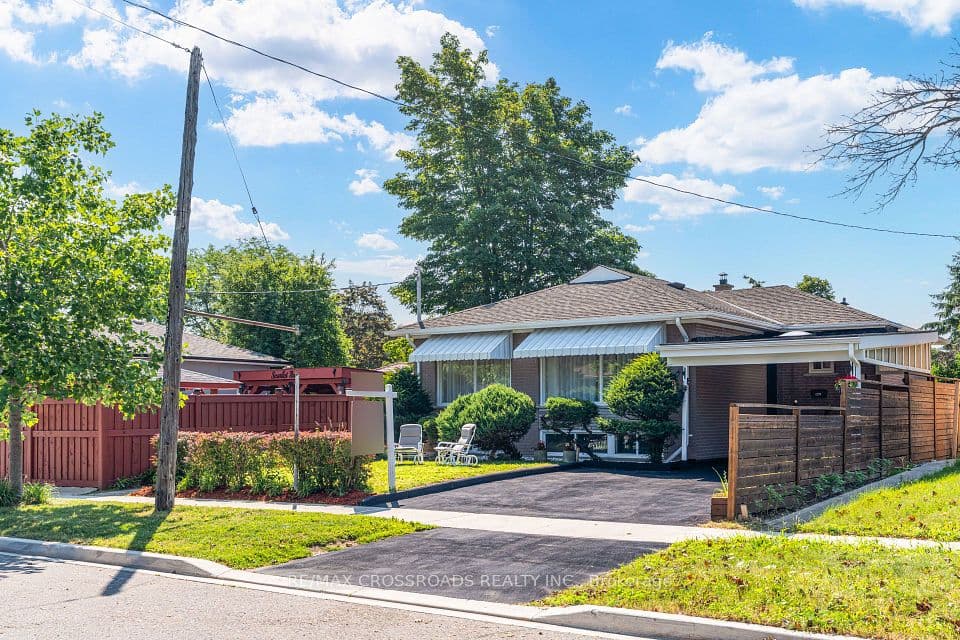 49 Clementine Square, Toronto, ON M1G 2V9 – photo 2