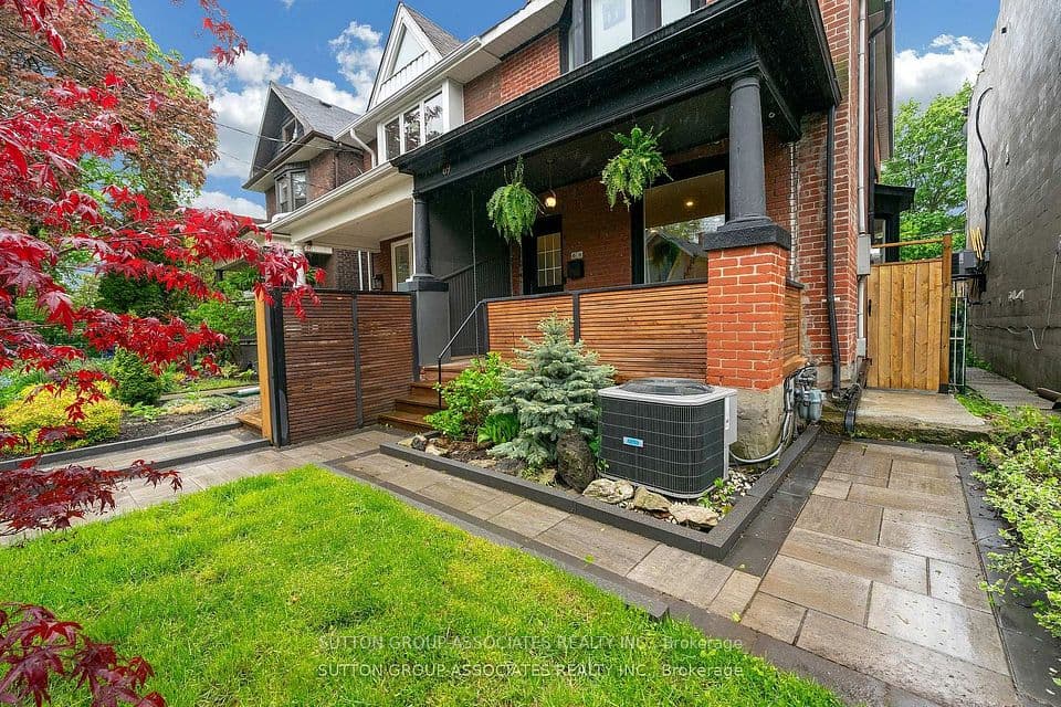 69 Dagmar Avenue, Toronto, ON M4M 1V9 – photo 2