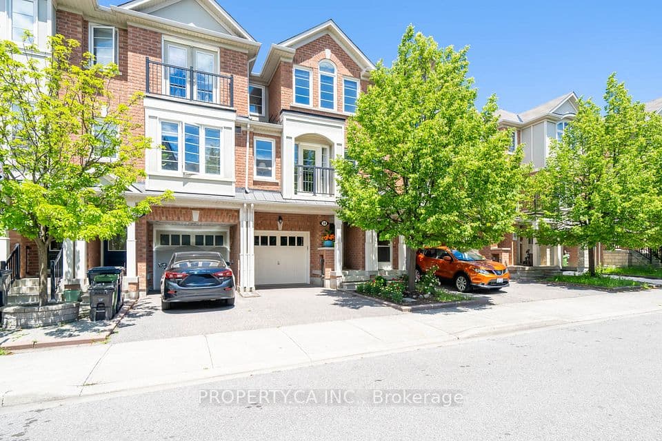 34 Ferguson Street, Toronto, ON M1L 0C2 – main photo