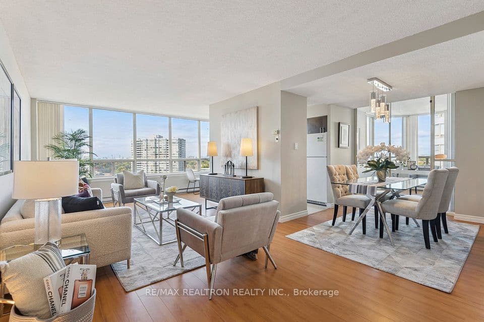 150 Alton Towers Circle 1503, Toronto, ON M1V 4X7 – photo 3