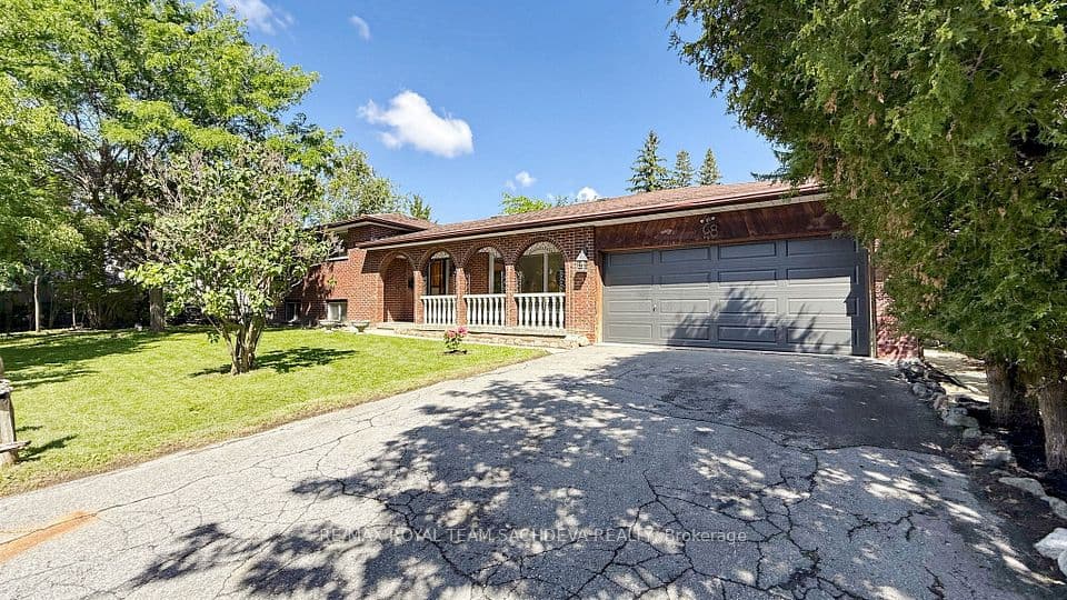 68 Fergalea Avenue, Toronto, ON M1E 3L6 – photo 3